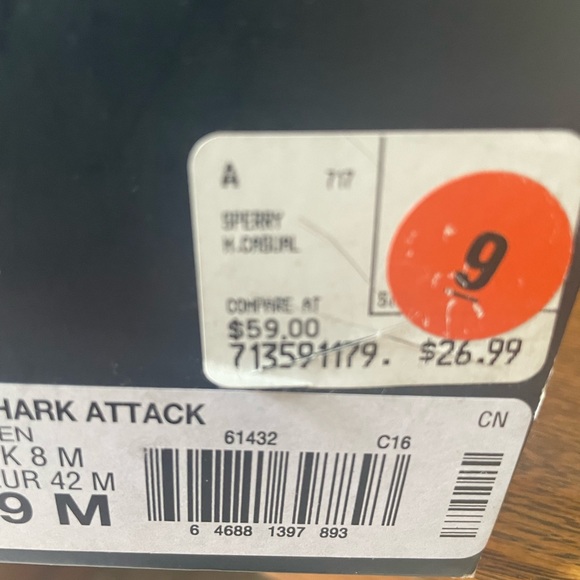 SPERRY, MENS SIZE 9, SLIP ON CANVAS, JAWS THEME SHOE - Picture 11 of 16